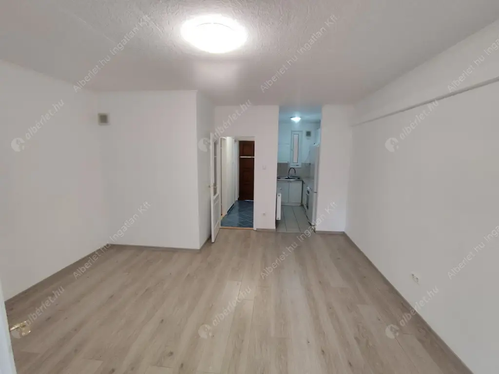 Kiadó albérlet 250000 Ft/hó áron: Budapest, XIV. kerület  Nagy Lajos király útja. Mérete: 55 nm, 2 szobás | Alberlet.hu - 6560720