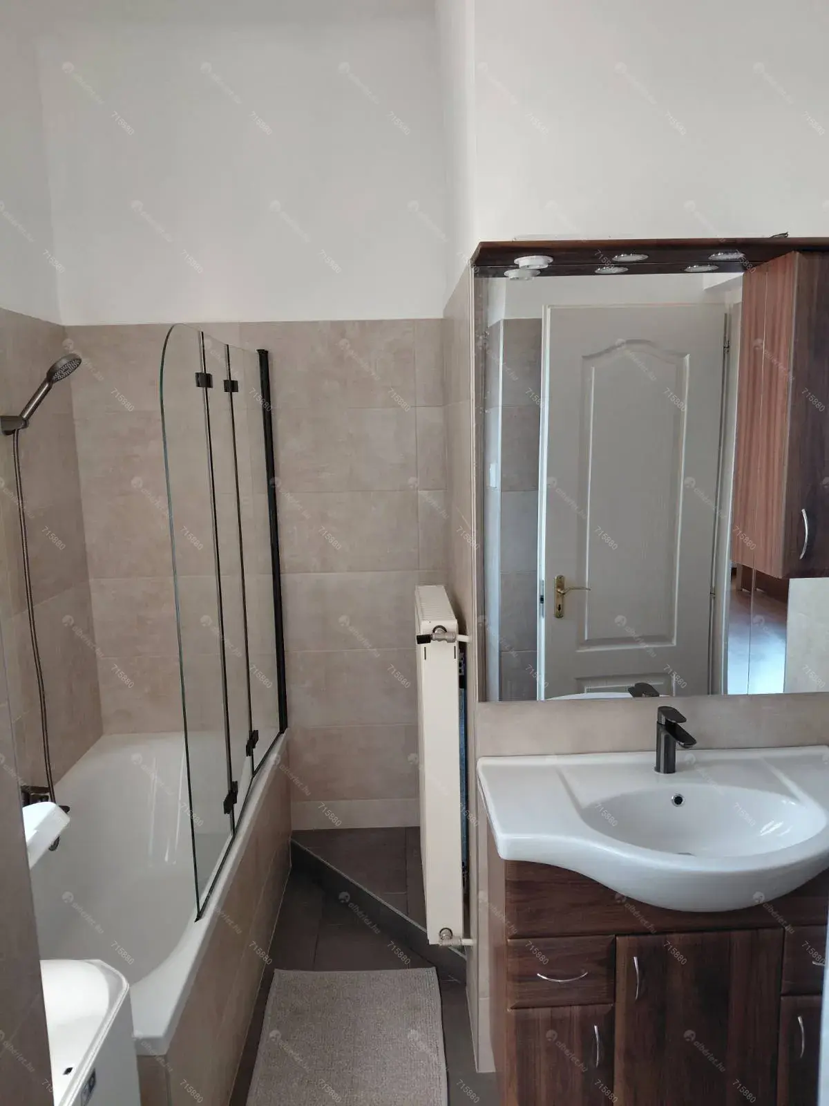 Kiadó albérlet 275000 Ft/hó áron: Budapest, XIV. kerület  Nagy Lajos király útja. Mérete: 60 nm, 2 szobás | Alberlet.hu - 6701773