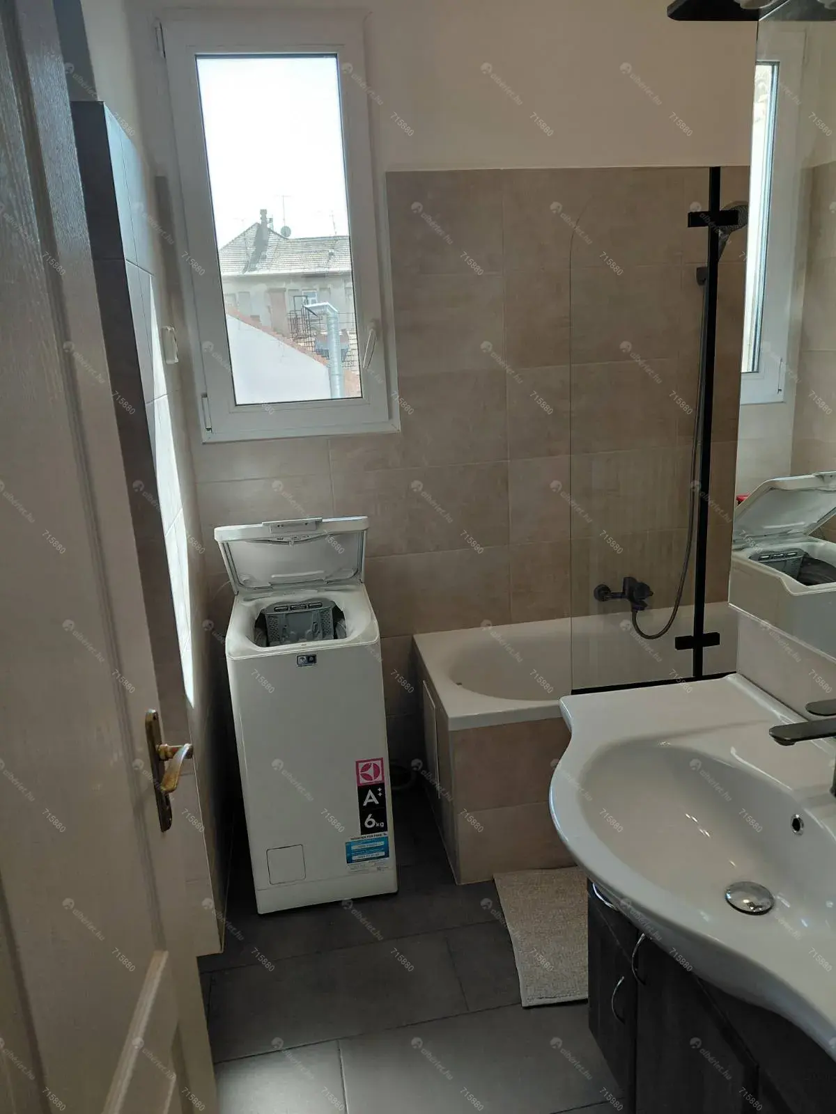 Kiadó albérlet 275000 Ft/hó áron: Budapest, XIV. kerület  Nagy Lajos király útja. Mérete: 60 nm, 2 szobás | Alberlet.hu - 6701774