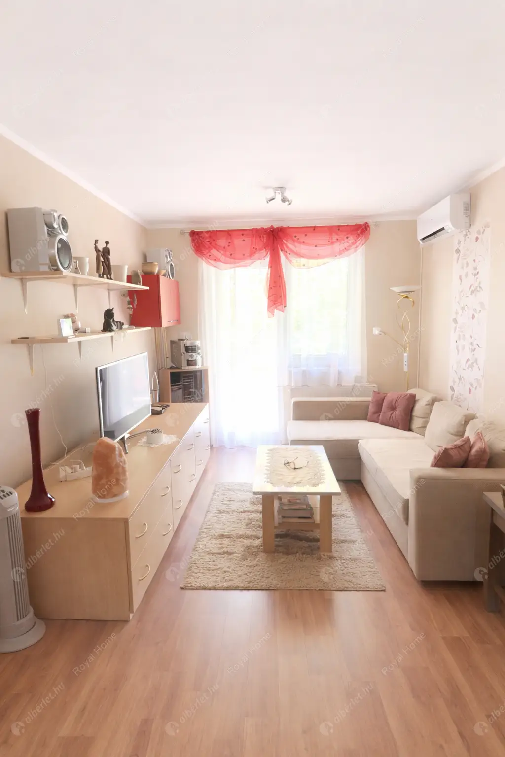 Kiadó albérlet 260000 Ft/hó áron: Budapest, XIV. kerület  Nagy Lajos király útja. Mérete: 60 nm, 2 szobás | Alberlet.hu - 6630474