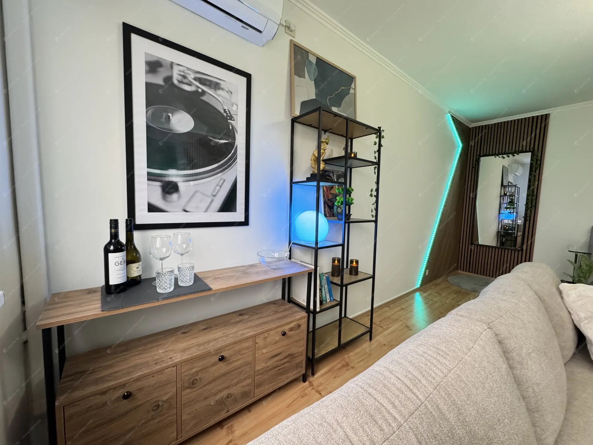 Kiadó albérlet 250000 Ft/hó áron: Budapest, XIV. kerület  Ond vezér útja. Mérete: 57 nm, 2 szobás | Alberlet.hu - 6601895