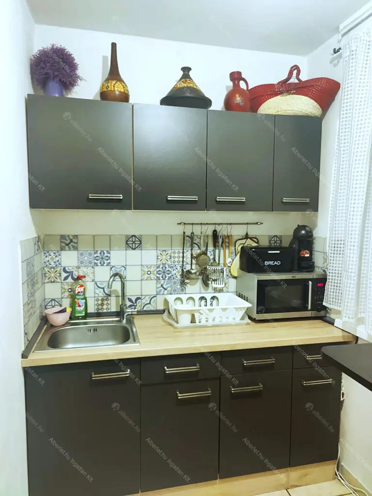 Kiadó albérlet 290000 Ft/hó áron: Budapest, XIV. kerület  Ormánság utca. Mérete: 50 nm, 2 szobás | Alberlet.hu - 6670080