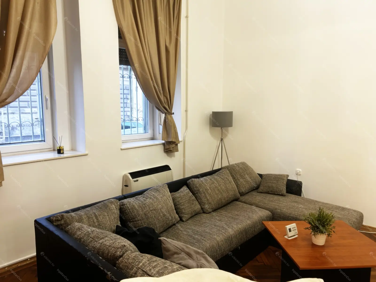 Kiadó albérlet 300000 Ft/hó áron: Budapest, XIV. kerület  Őrnagy . Mérete: 77 nm, 1 szobás | Alberlet.hu - 6672407