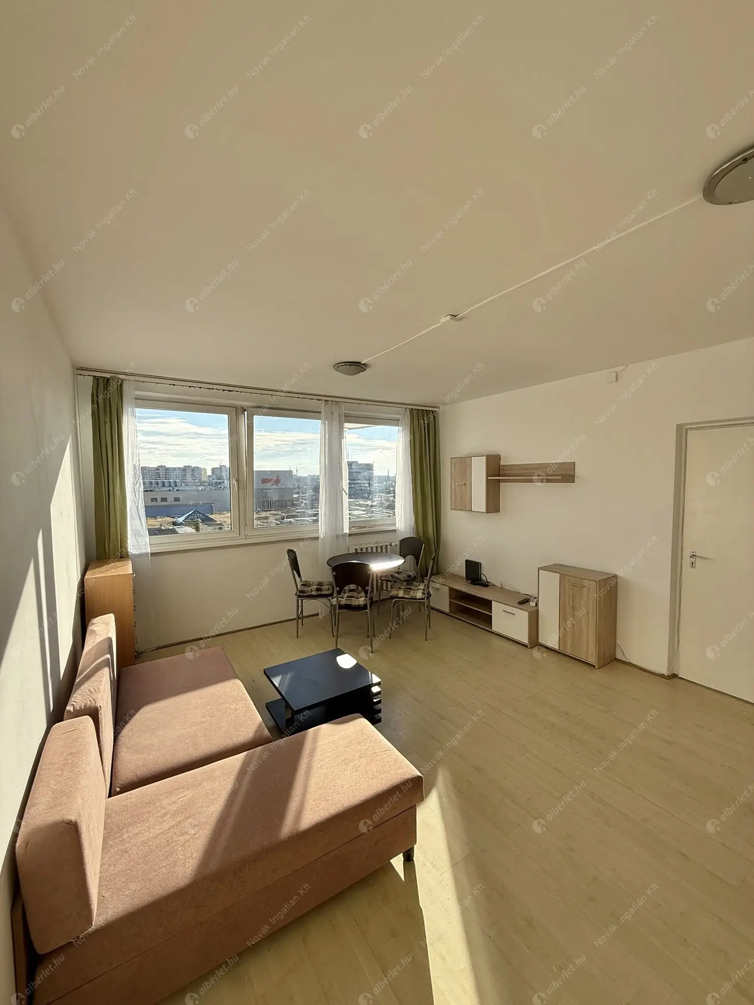 Kiadó albérlet 210000 Ft/hó áron: Budapest, XIV. kerület  Örs vezér tere. Mérete: 49 nm, 2 szobás | Alberlet.hu - 6596115