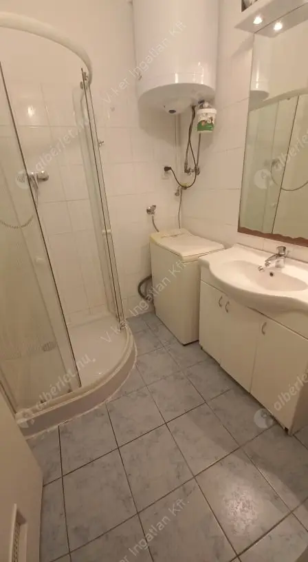 Kiadó albérlet 220000 Ft/hó áron: Budapest, XIV. kerület  Örs vezér tere. Mérete: 65 nm, 2 szobás | Alberlet.hu - 5581533