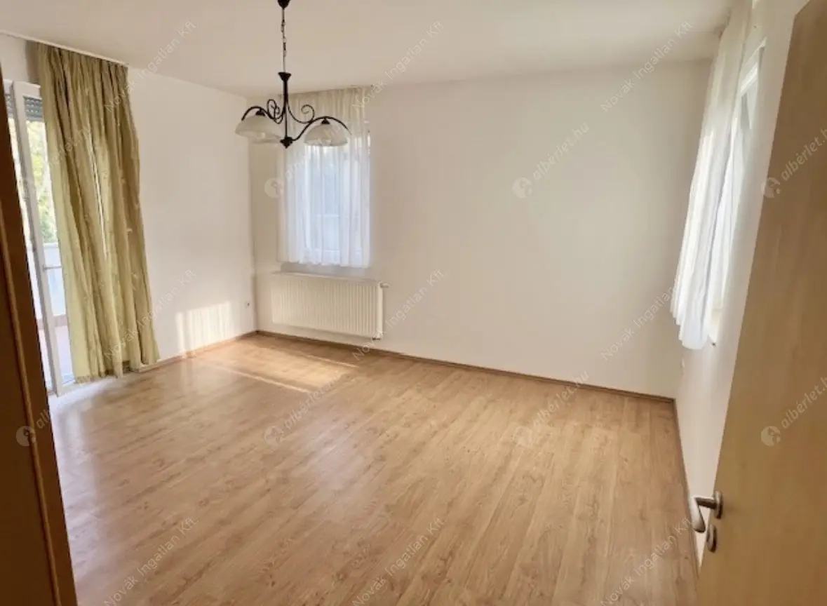 Kiadó albérlet 450000 Ft/hó áron: Budapest, XIV. kerület  Öv utca. Mérete: 120 nm, 4 szobás | Alberlet.hu - 6588911