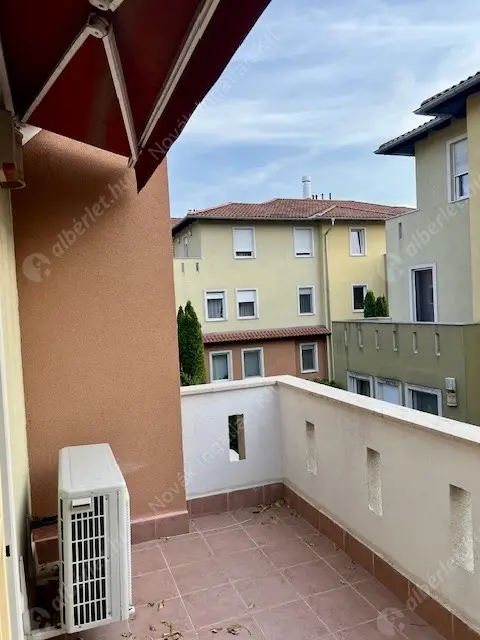 Kiadó albérlet 450000 Ft/hó áron: Budapest, XIV. kerület  Öv utca. Mérete: 120 nm, 5 szobás | Alberlet.hu - 6588917