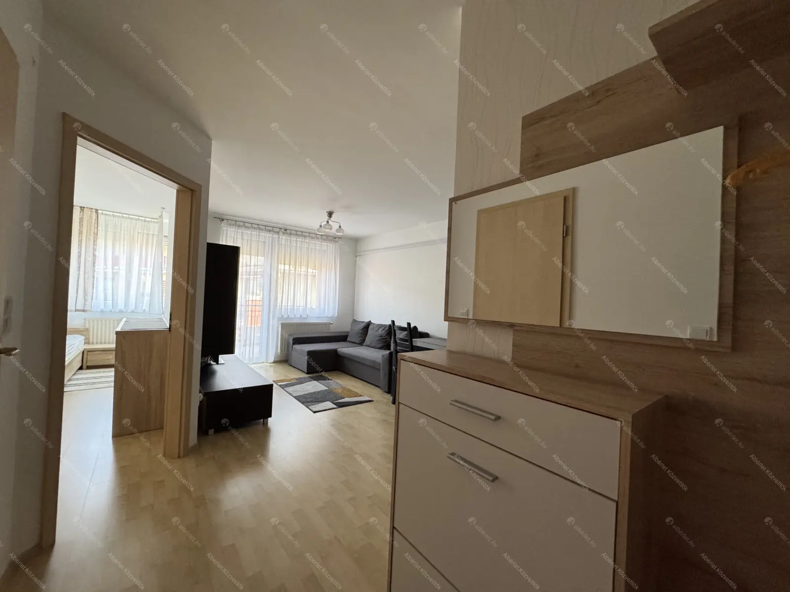 Kiadó albérlet 240000 Ft/hó áron: Budapest, XIV. kerület  Öv utca. Mérete: 42 nm, 1 szobás | Alberlet.hu - 6702659