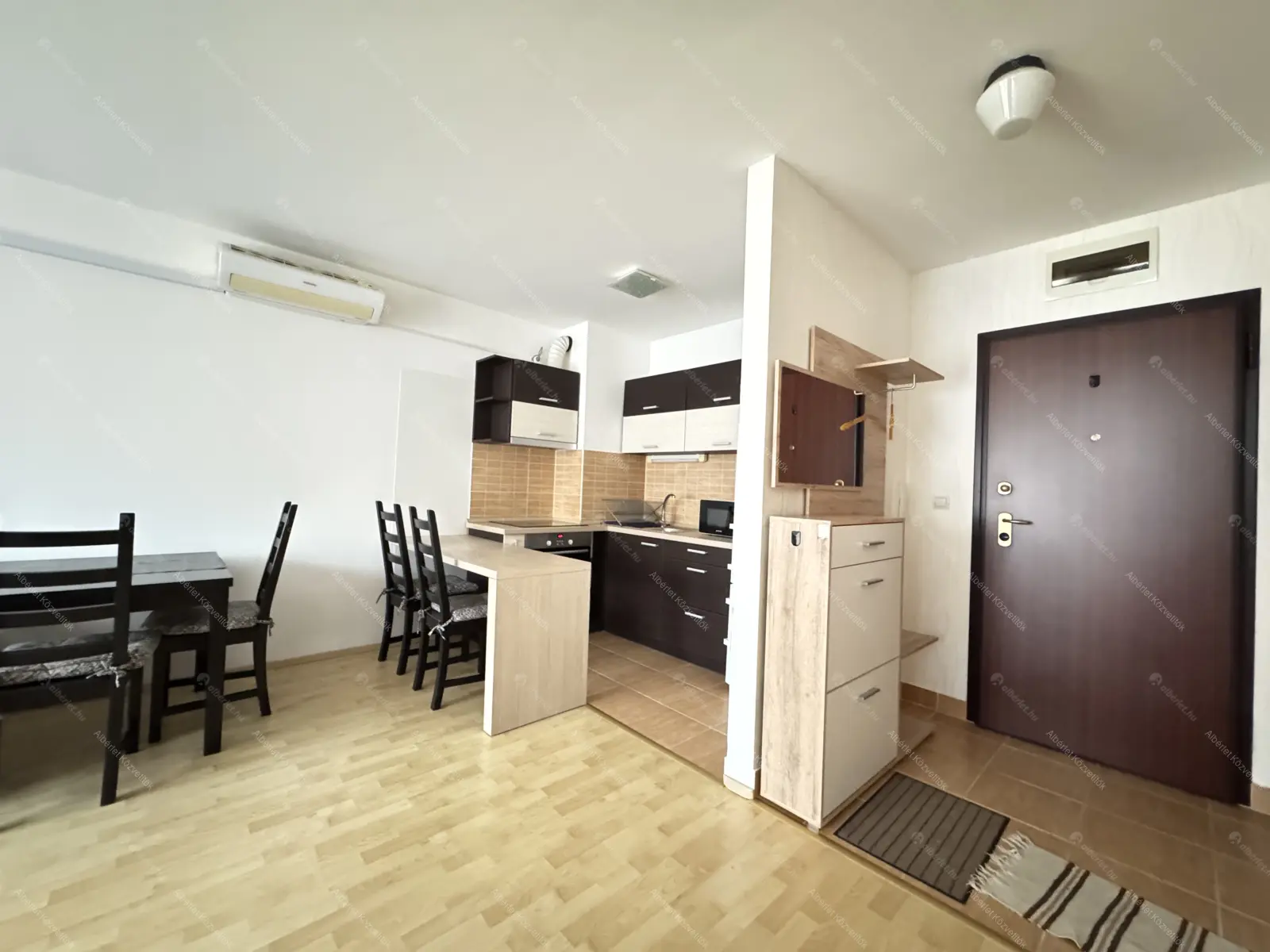 Kiadó albérlet 240000 Ft/hó áron: Budapest, XIV. kerület  Öv utca. Mérete: 42 nm, 1 szobás | Alberlet.hu - 6702660