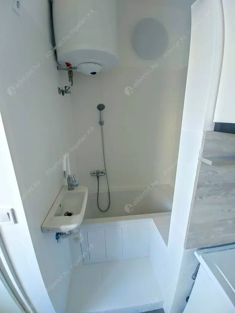 Kiadó albérlet 170000 Ft/hó áron: Budapest, XIV. kerület  Padlizsán utca. Mérete: 39 nm, 1 szobás | Alberlet.hu - 6573064