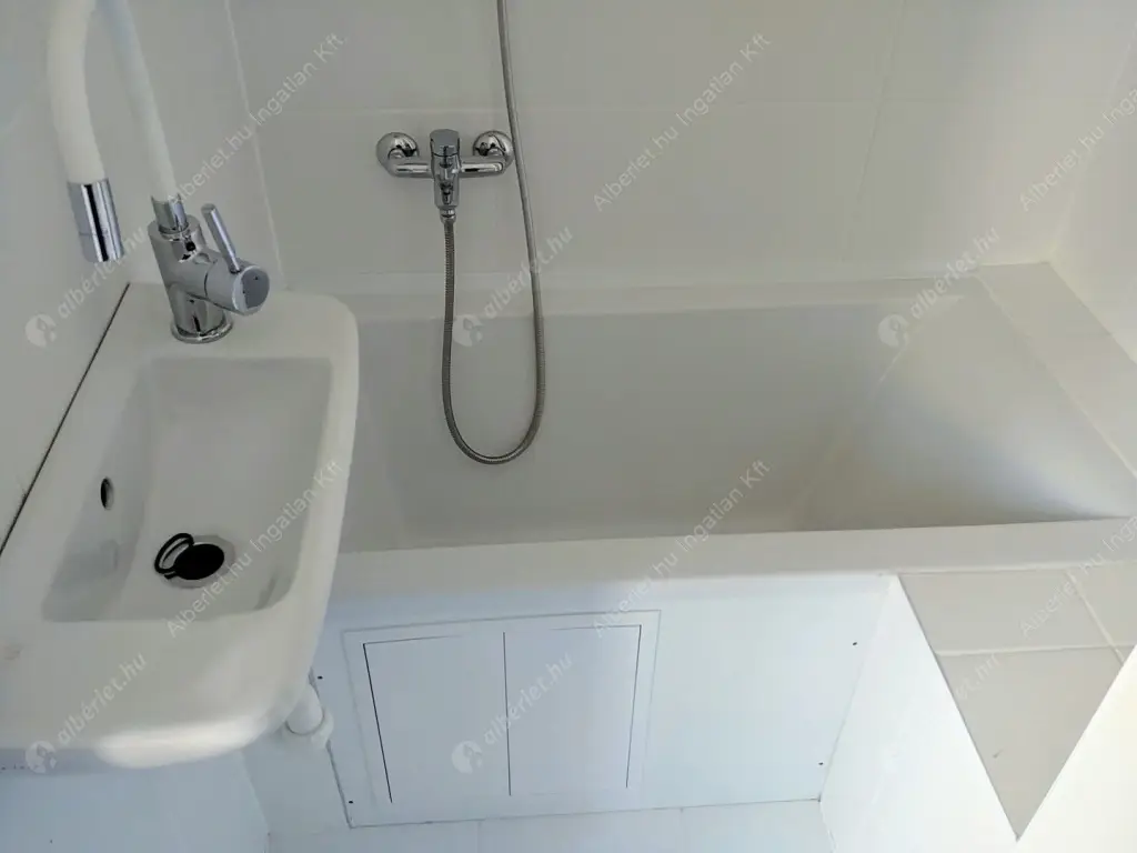 Kiadó albérlet 170000 Ft/hó áron: Budapest, XIV. kerület  Padlizsán utca. Mérete: 39 nm, 1 szobás | Alberlet.hu - 6573067