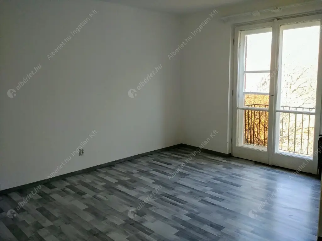 Kiadó albérlet 170000 Ft/hó áron: Budapest, XIV. kerület  Padlizsán utca. Mérete: 39 nm, 1 szobás | Alberlet.hu - 6573072