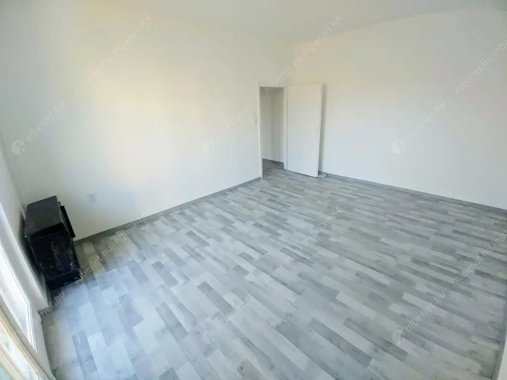 Kiadó albérlet 170000 Ft/hó áron: Budapest, XIV. kerület  Padlizsán utca. Mérete: 39 nm, 1 szobás | Alberlet.hu - 6573077