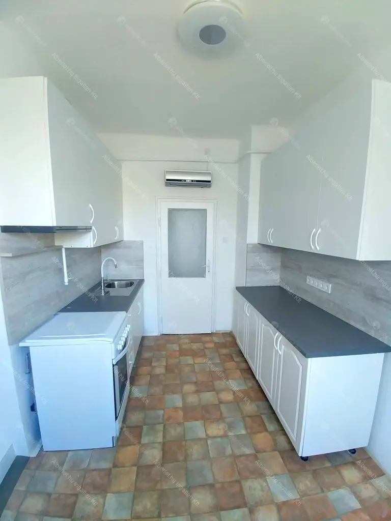 Kiadó albérlet 170000 Ft/hó áron: Budapest, XIV. kerület  Padlizsán utca. Mérete: 39 nm, 1 szobás | Alberlet.hu - 6698653