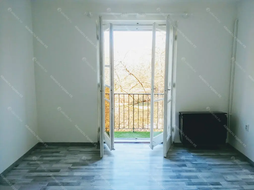 Kiadó albérlet 170000 Ft/hó áron: Budapest, XIV. kerület  Padlizsán utca. Mérete: 39 nm, 1 szobás | Alberlet.hu - 6698659