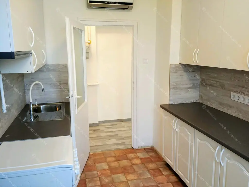 Kiadó albérlet 170000 Ft/hó áron: Budapest, XIV. kerület  Padlizsán utca. Mérete: 39 nm, 1 szobás | Alberlet.hu - 6698665