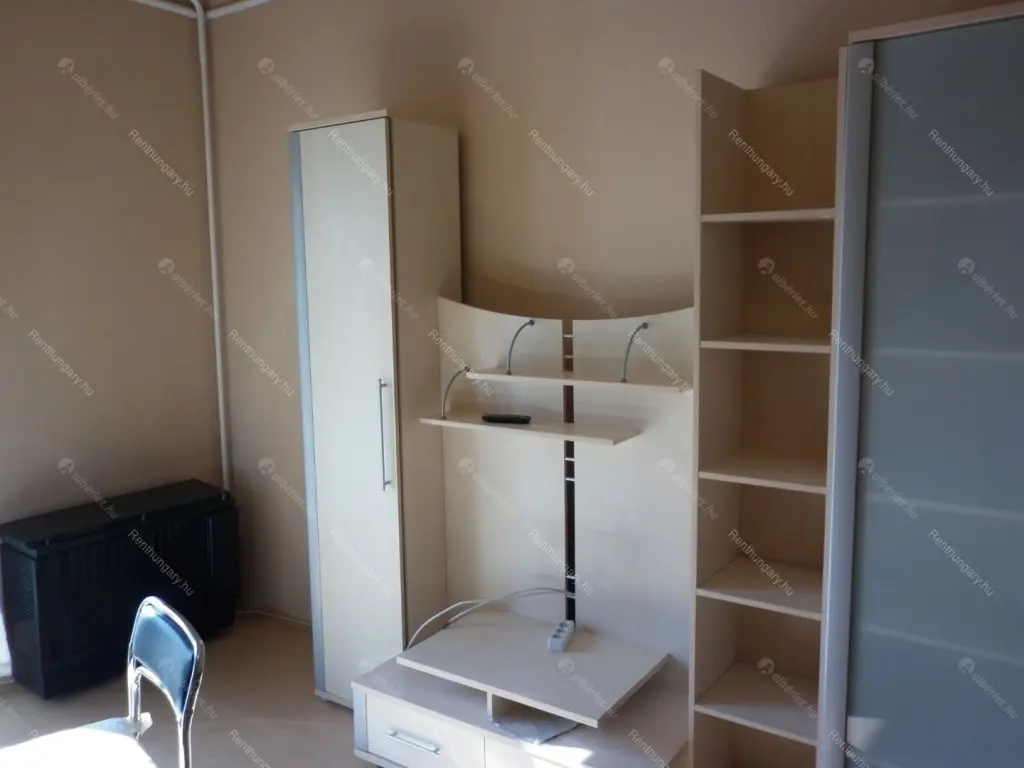 Kiadó albérlet 175000 Ft/hó áron: Budapest, XIV. kerület  Padlizsán utca. Mérete: 39 nm, 1 szobás | Alberlet.hu - 6671404