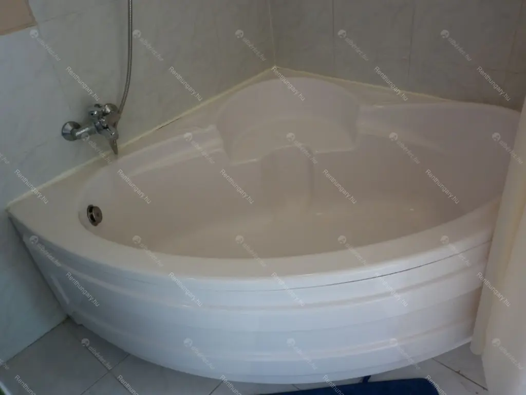 Kiadó albérlet 175000 Ft/hó áron: Budapest, XIV. kerület  Padlizsán utca. Mérete: 39 nm, 1 szobás | Alberlet.hu - 6671408