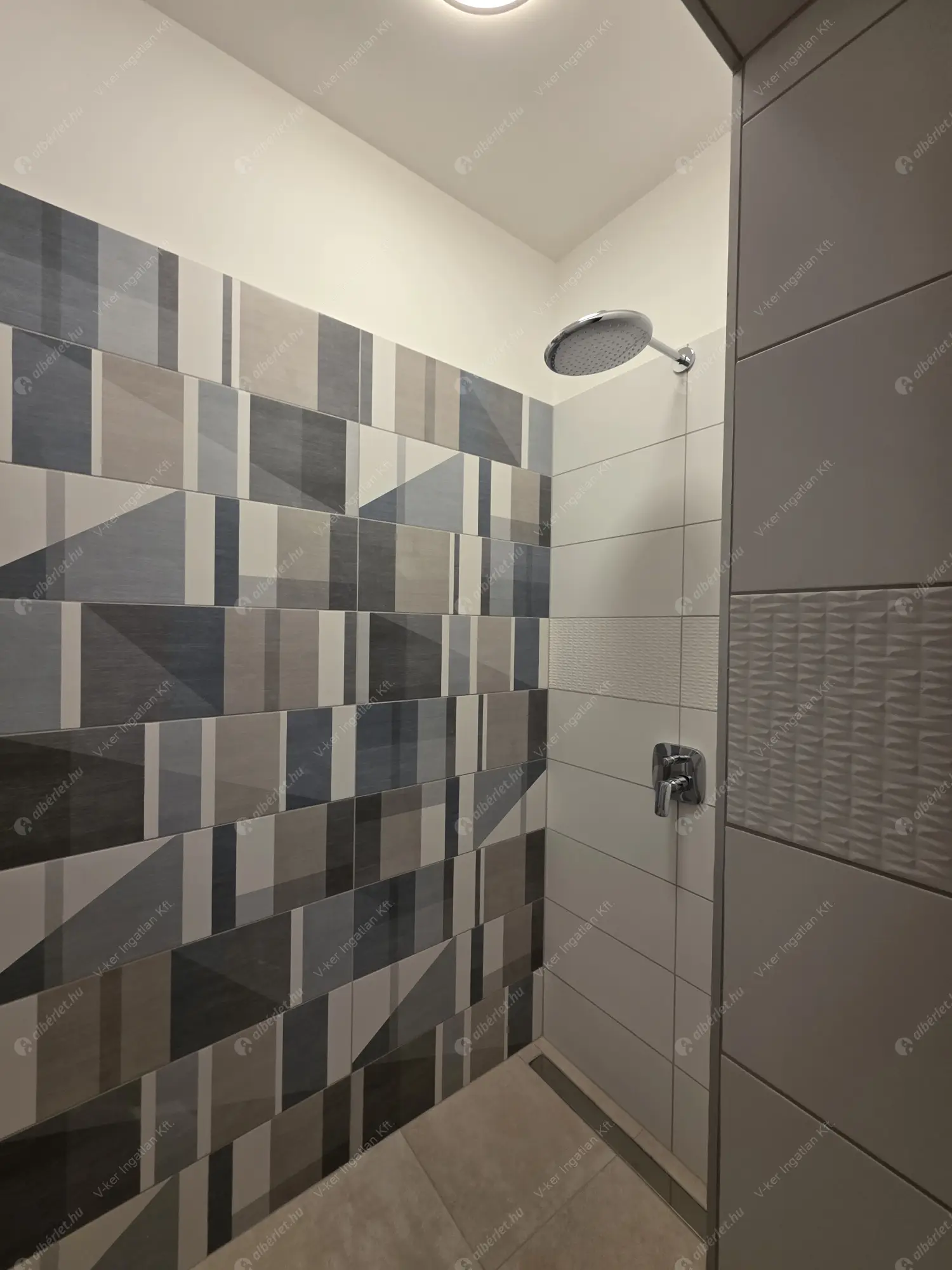 Kiadó albérlet 450000 Ft/hó áron: Budapest, XIV. kerület  Paskál utca. Mérete: 125 nm, 4 szobás | Alberlet.hu - 6584829