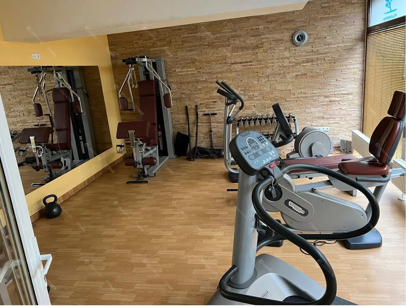 Kiadó albérlet 300000 Ft/hó áron: Budapest, XIV. kerület   Pillangó Park . Mérete: 57 nm, 2 szobás | Alberlet.hu - 6640396