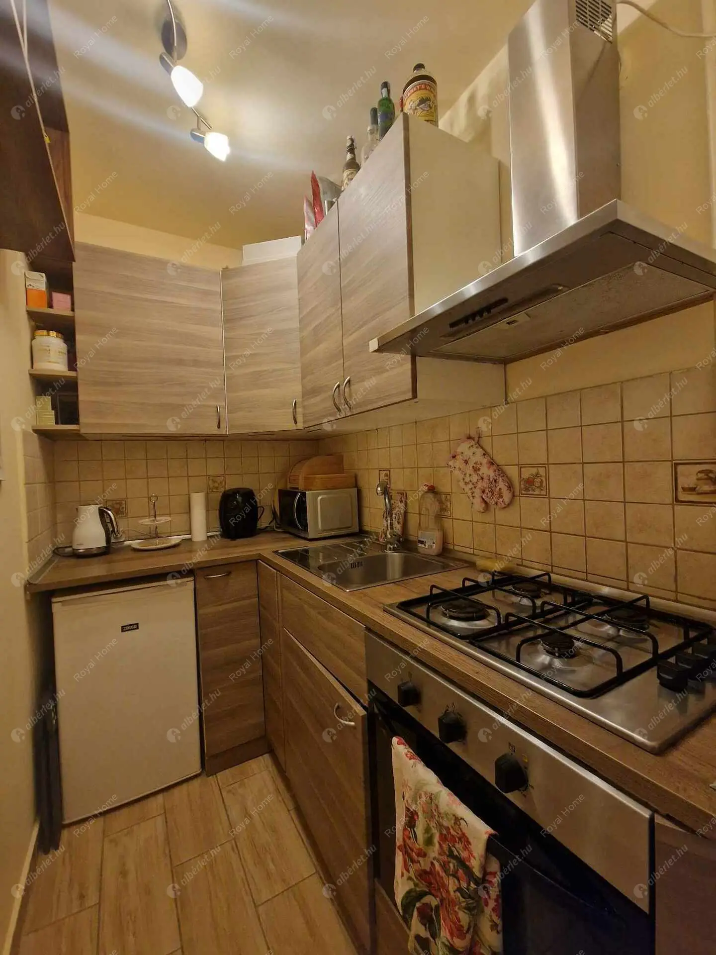 Kiadó albérlet 230000 Ft/hó áron: Budapest, XIV. kerület  Pillangó park. Mérete: 37 nm, 1 szobás | Alberlet.hu - 6426720