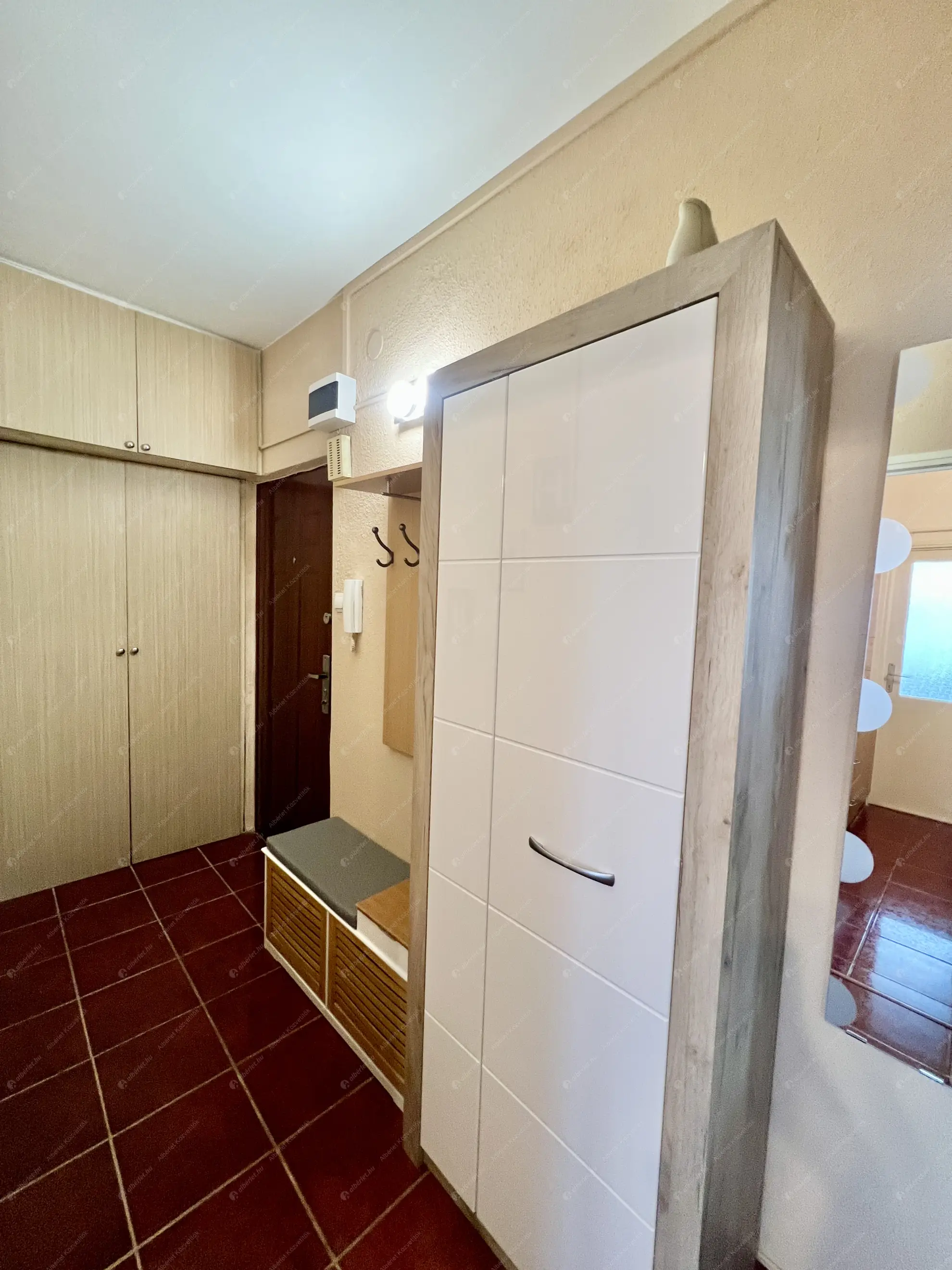 Kiadó albérlet 200000 Ft/hó áron: Budapest, XIV. kerület  Pillangó park. Mérete: 37 nm, 1 szobás | Alberlet.hu - 6625926