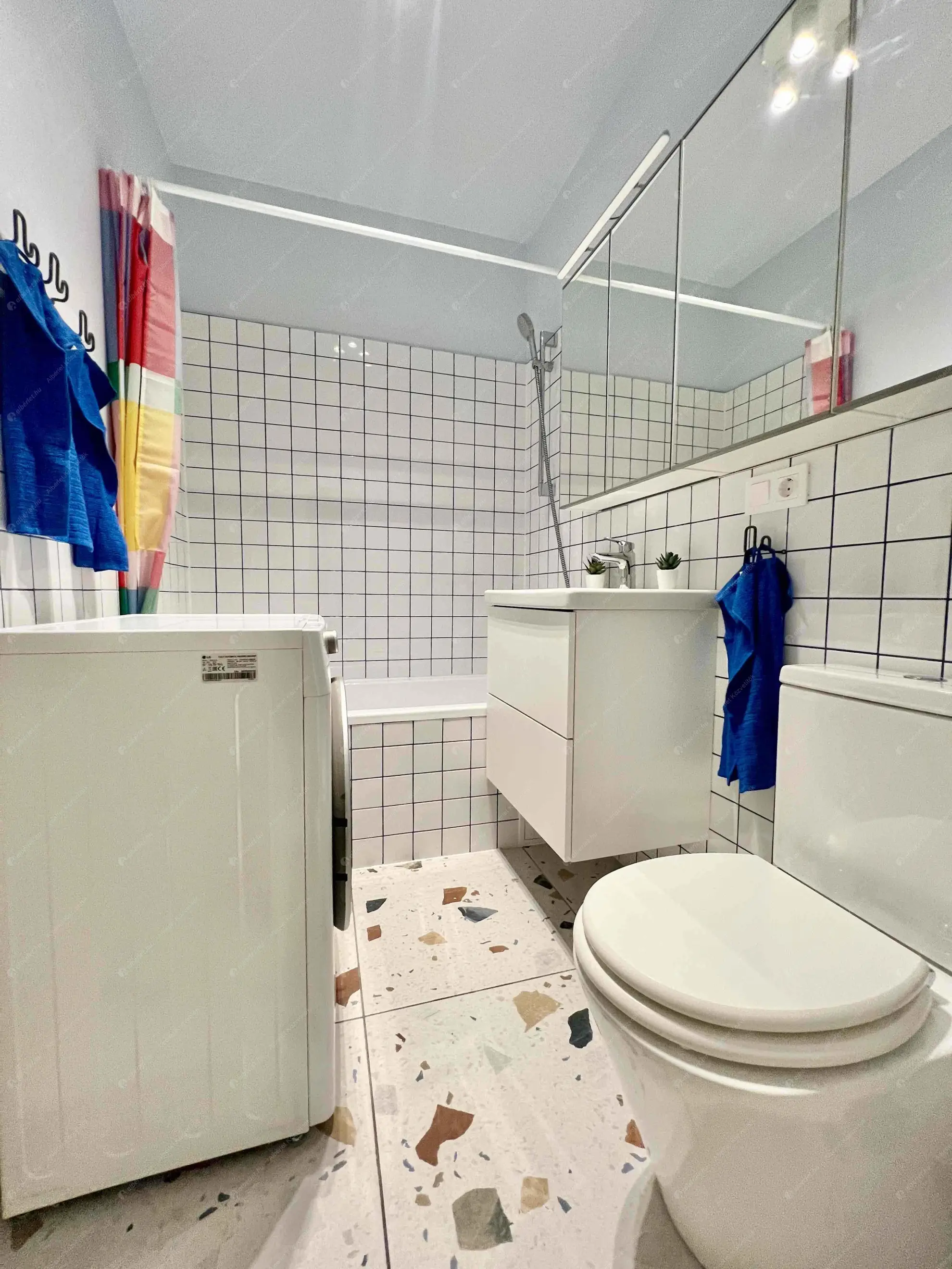 Kiadó albérlet 234000 Ft/hó áron: Budapest, XIV. kerület  Pillangó park. Mérete: 37 nm, 1 szobás | Alberlet.hu - 6629268