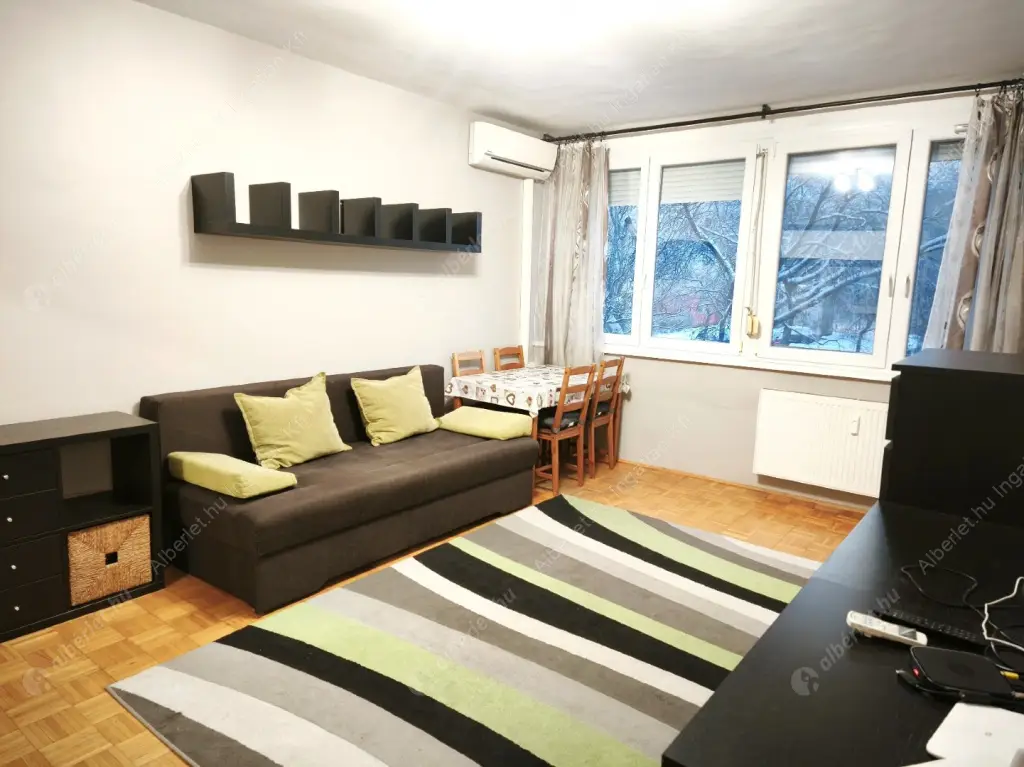 Kiadó albérlet 195000 Ft/hó áron: Budapest, XIV. kerület  Pillangó park. Mérete: 49 nm, 1 szobás | Alberlet.hu - 6629982