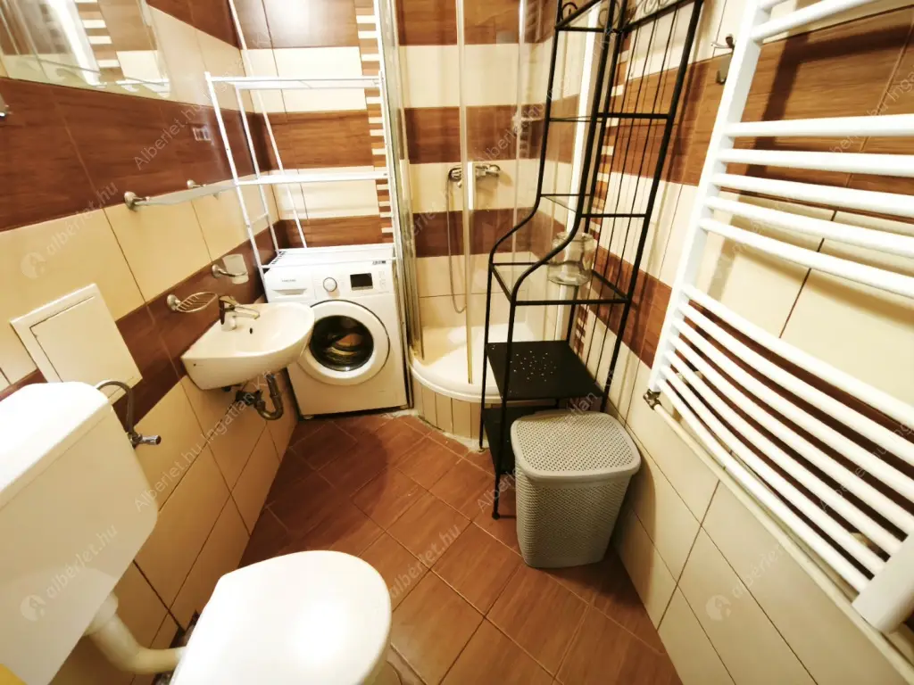 Kiadó albérlet 195000 Ft/hó áron: Budapest, XIV. kerület  Pillangó park. Mérete: 49 nm, 1 szobás | Alberlet.hu - 6629998