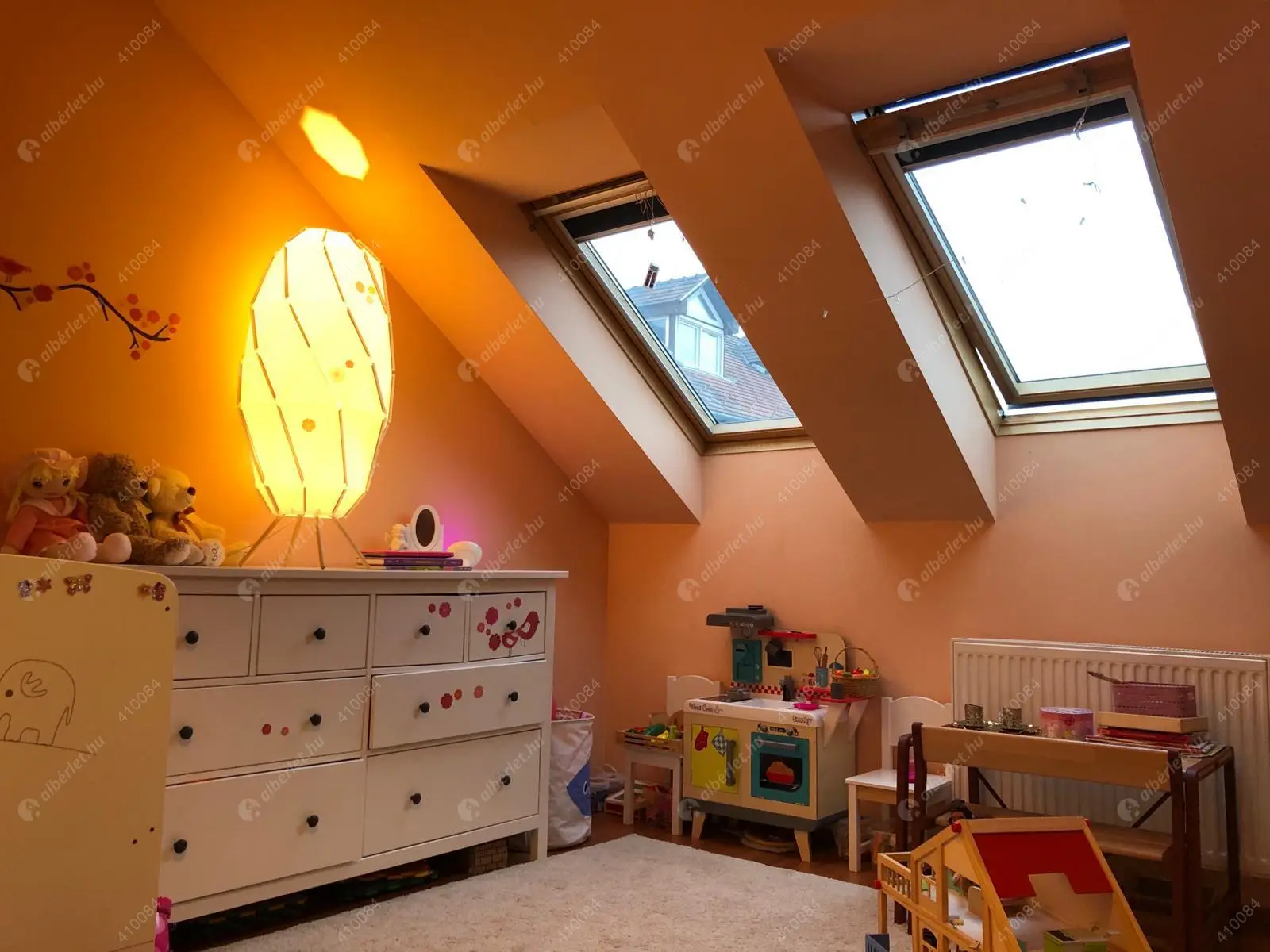 Kiadó albérlet 600000 Ft/hó áron: Budapest, XIV. kerület  Pitvar utca. Mérete: 180 nm, 4 szobás | Alberlet.hu - 6556381