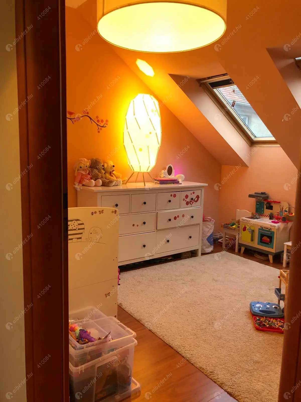 Kiadó albérlet 600000 Ft/hó áron: Budapest, XIV. kerület  Pitvar utca. Mérete: 180 nm, 4 szobás | Alberlet.hu - 6556383