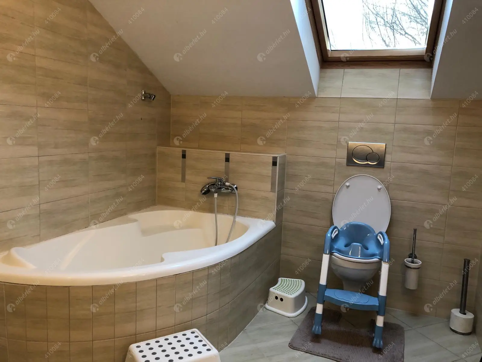 Kiadó albérlet 600000 Ft/hó áron: Budapest, XIV. kerület  Pitvar utca. Mérete: 180 nm, 4 szobás | Alberlet.hu - 6556390