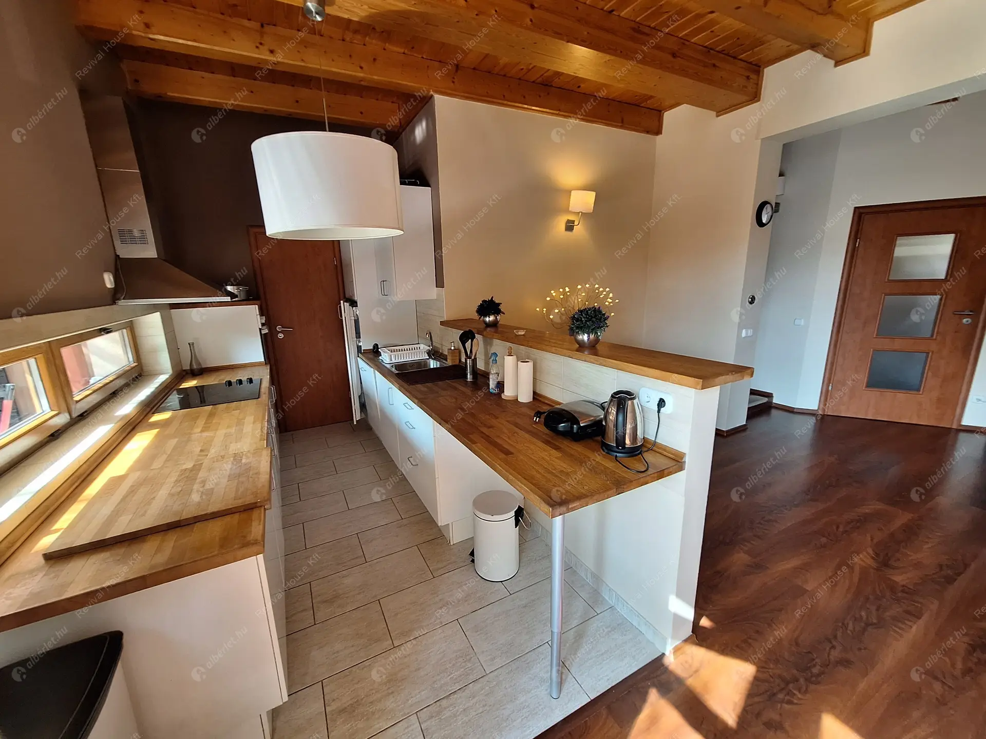 Kiadó albérlet 600000 Ft/hó áron: Budapest, XIV. kerület  Pitvar utca. Mérete: 180 nm, 4 szobás | Alberlet.hu - 6541530