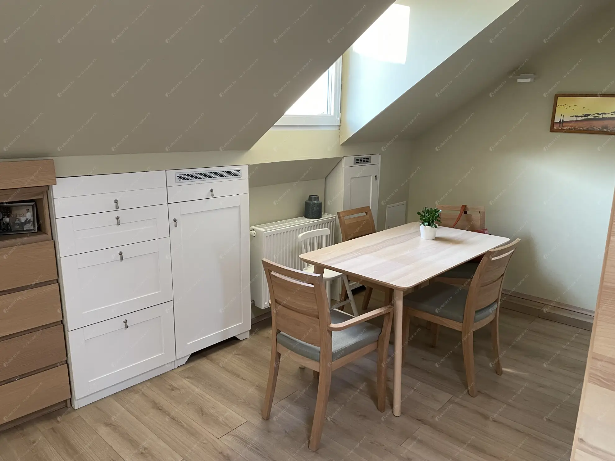 Kiadó albérlet 385000 Ft/hó áron: Budapest, XIV. kerület  Rákos tér. Mérete: 91 nm, 3 szobás | Alberlet.hu - 6574306