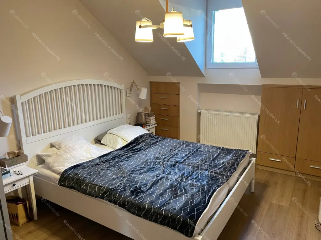 Kiadó albérlet 400000 Ft/hó áron: Budapest, XIV. kerület  Rákos tér. Mérete: 91 nm, 3 szobás | Alberlet.hu - 6645970