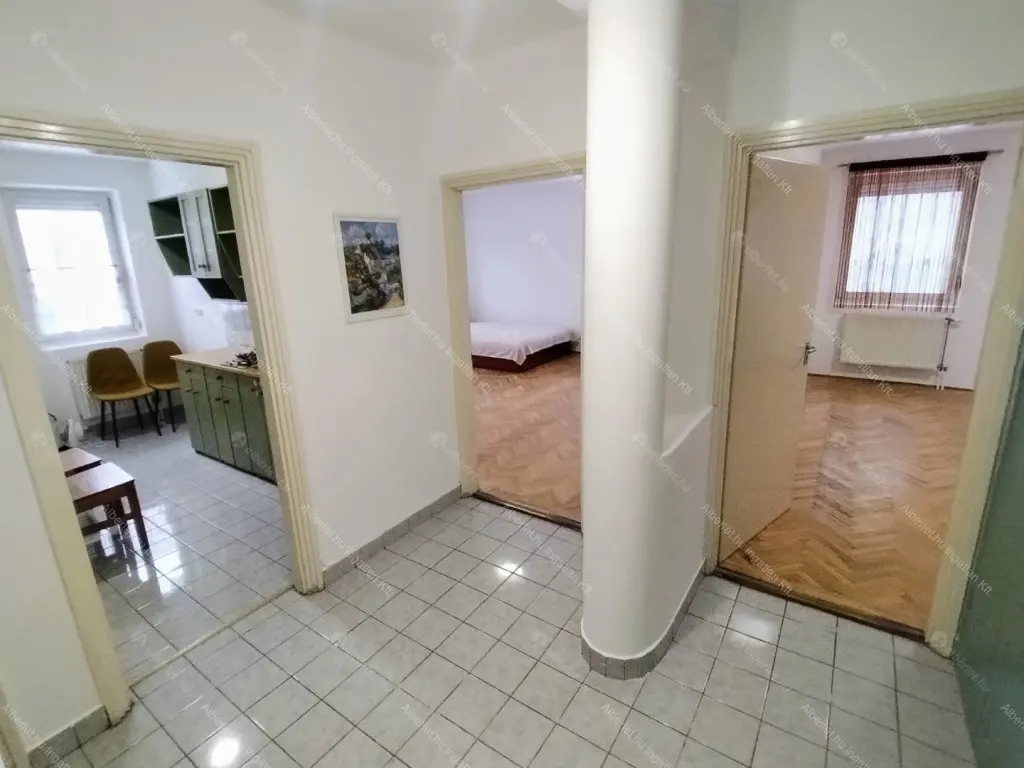 Kiadó albérlet 279000 Ft/hó áron: Budapest, XIV. kerület  Ráskay Lea utca. Mérete: 69 nm, 2 szobás | Alberlet.hu - 6640816