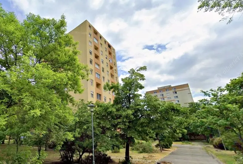 Kiadó albérlet 290000 Ft/hó áron: Budapest, XIV. kerület  Róna park. Mérete: 67 nm, 3 szobás | Alberlet.hu - 6598416