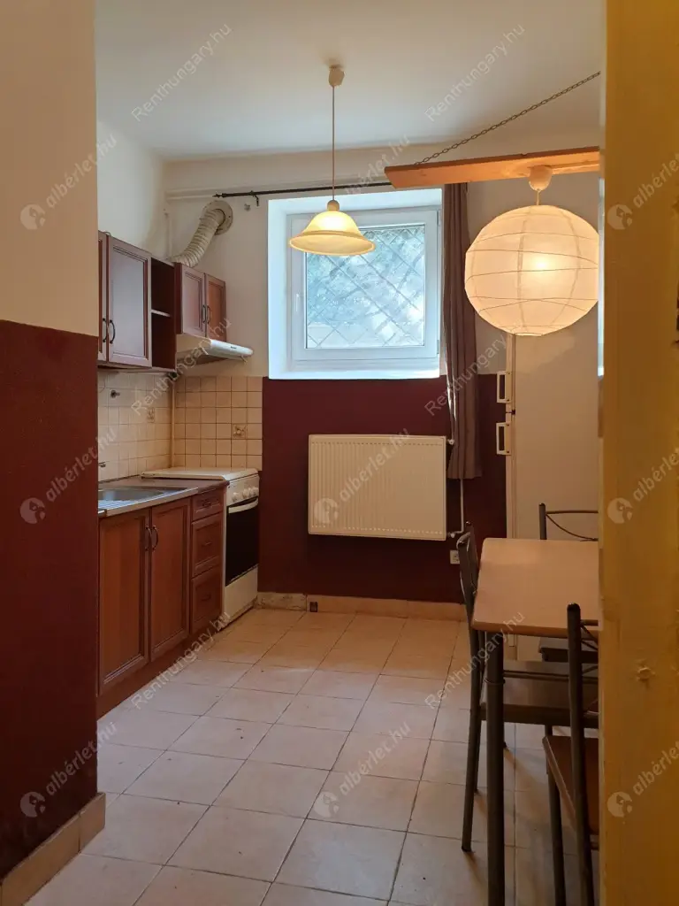 Kiadó albérlet 150000 Ft/hó áron: Budapest, XIV. kerület  Róna utca. Mérete: 32 nm, 1 szobás | Alberlet.hu - 5823074