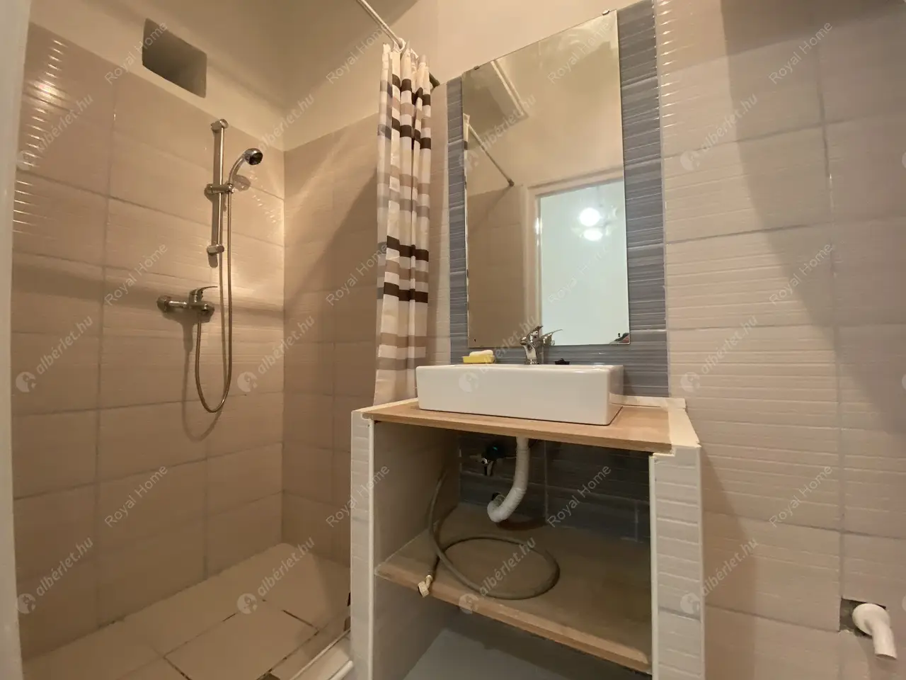 Kiadó albérlet 190000 Ft/hó áron: Budapest, XIV. kerület  Róna utca. Mérete: 36 nm, 1 szobás | Alberlet.hu - 5519051