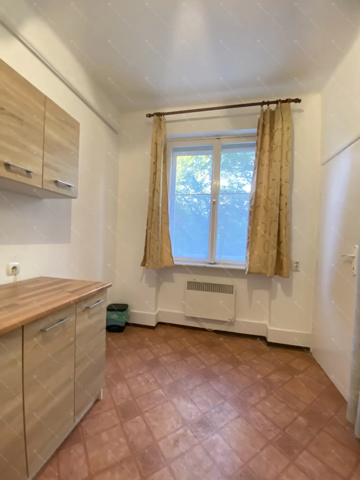 Kiadó albérlet 160000 Ft/hó áron: Budapest, XIV. kerület  Róna utca. Mérete: 37 nm, 1 szobás | Alberlet.hu - 6559591