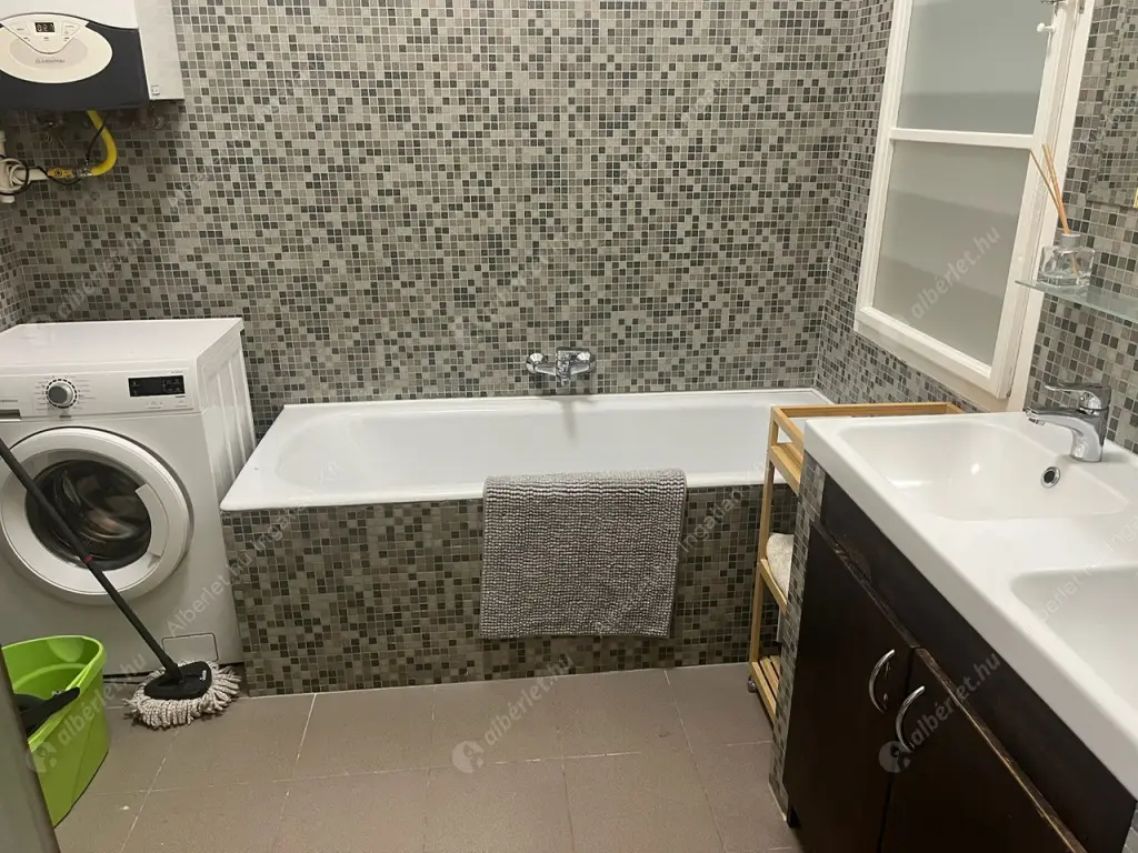 Kiadó albérlet 380000 Ft/hó áron: Budapest, XIV. kerület  Semsey Andor utca. Mérete: 82 nm, 3 szobás | Alberlet.hu - 6613824