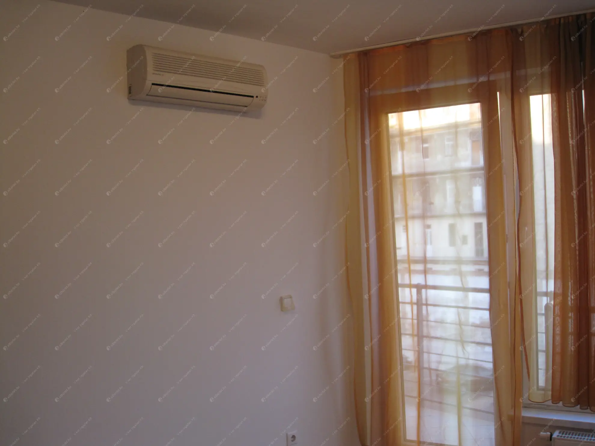 Kiadó albérlet 230000 Ft/hó áron: Budapest, XIV. kerület  Stefánia út. Mérete: 40 nm, 2 szobás | Alberlet.hu - 6622864