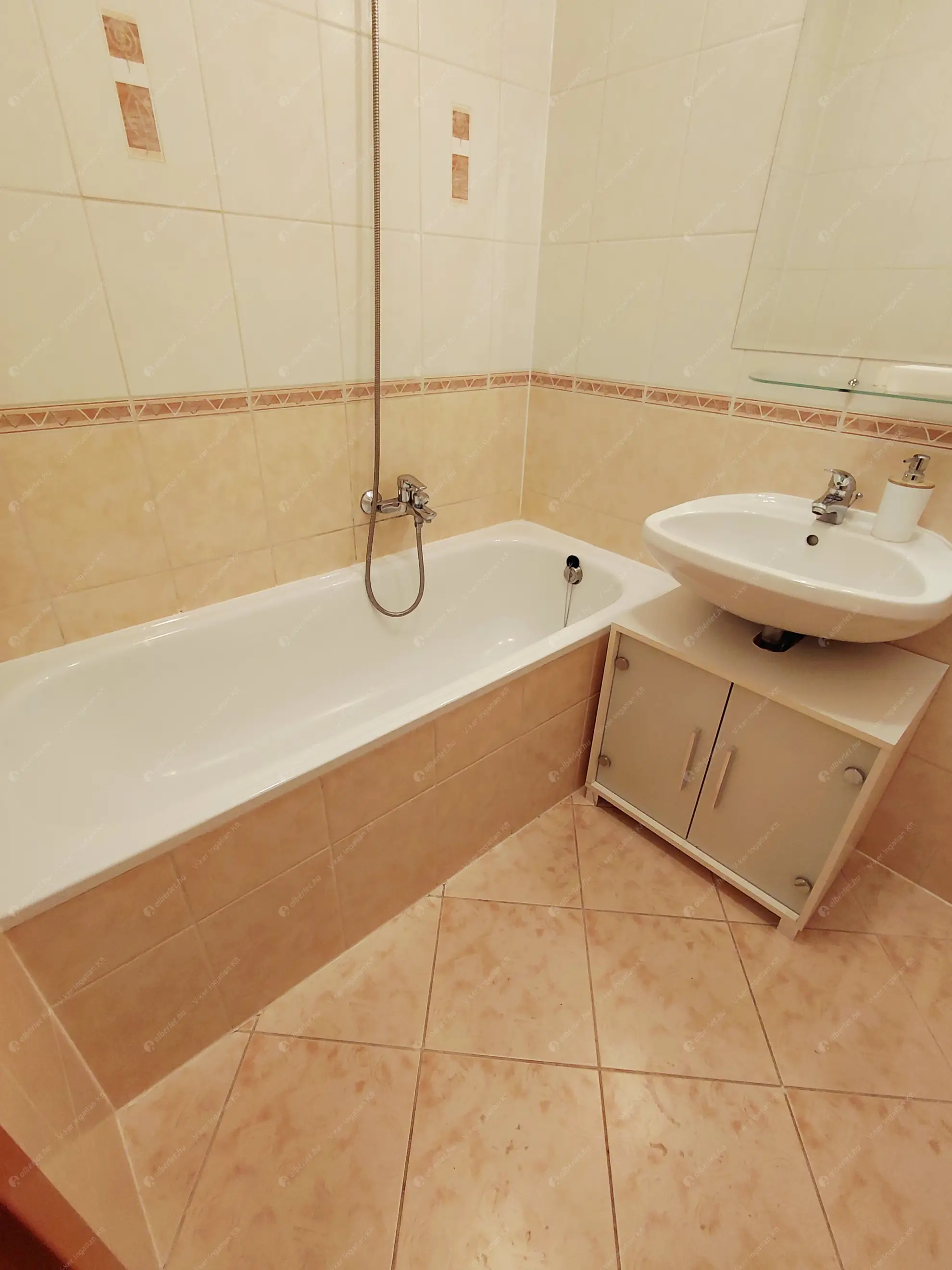 Kiadó albérlet 230000 Ft/hó áron: Budapest, XIV. kerület  Stefánia út. Mérete: 40 nm, 2 szobás | Alberlet.hu - 6630377