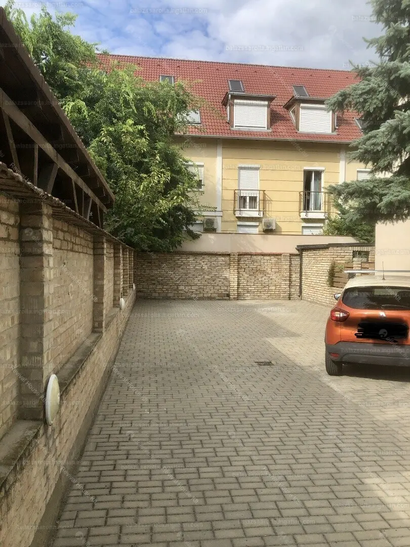 Kiadó albérlet 580000 Ft/hó áron: Budapest, XIV. kerület  Szentes utca. Mérete: 109 nm, 4 szobás | Alberlet.hu - 6276873