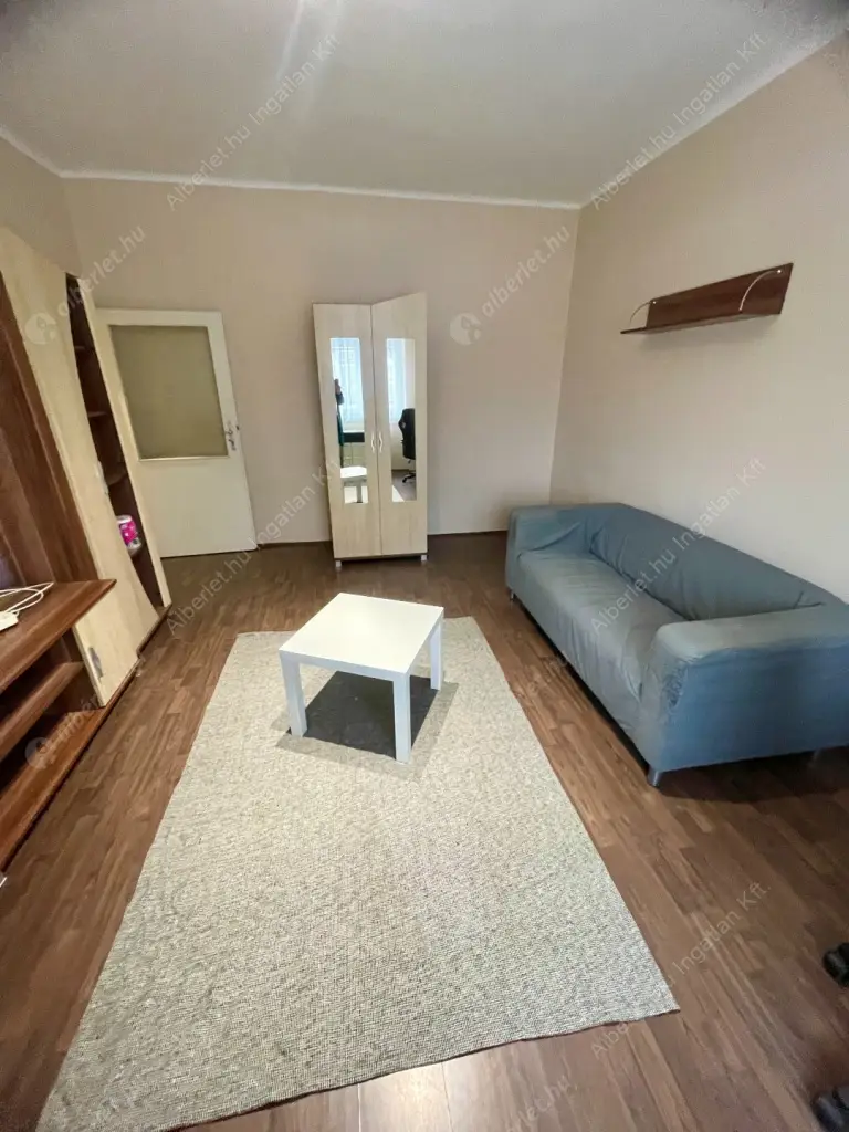 Kiadó albérlet 170000 Ft/hó áron: Budapest, XIV. kerület  Szervián utca. Mérete: 29 nm, 1 szobás | Alberlet.hu - 6631468