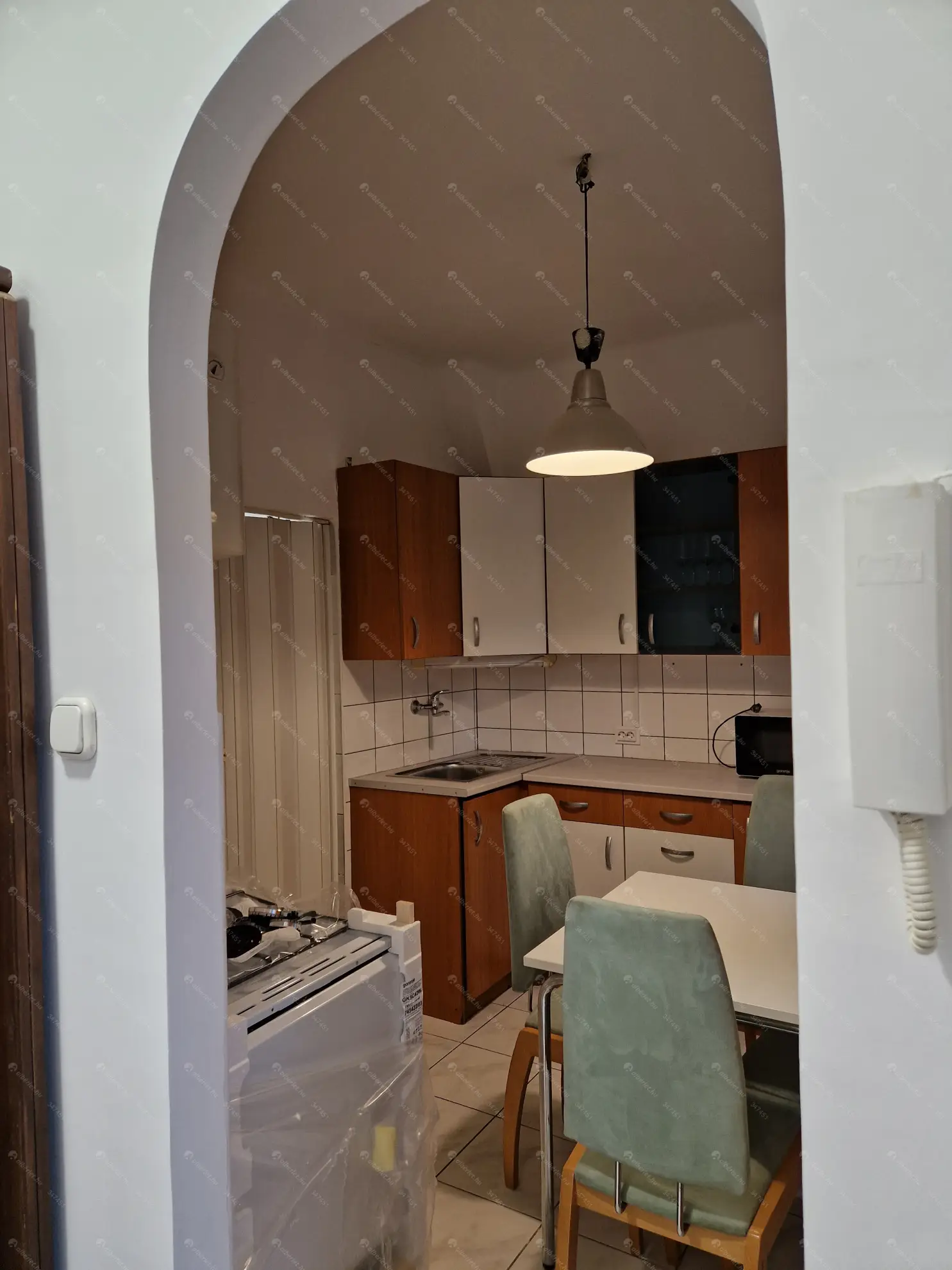 Kiadó albérlet 210000 Ft/hó áron: Budapest, XIV. kerület  Szervián utca. Mérete: 40 nm, 1 szobás | Alberlet.hu - 6560955