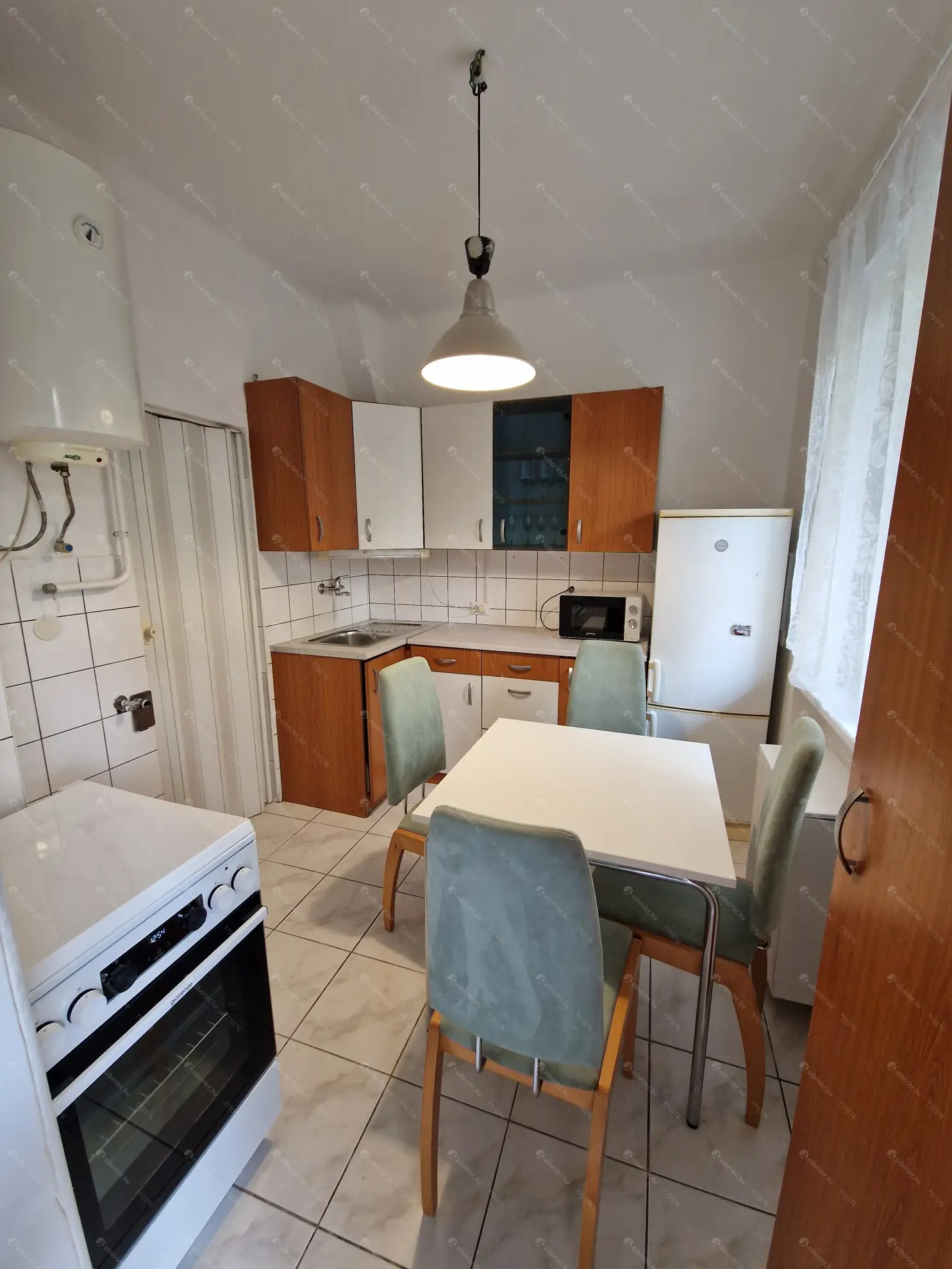 Kiadó albérlet 210000 Ft/hó áron: Budapest, XIV. kerület  Szervián utca. Mérete: 40 nm, 1 szobás | Alberlet.hu - 6571351