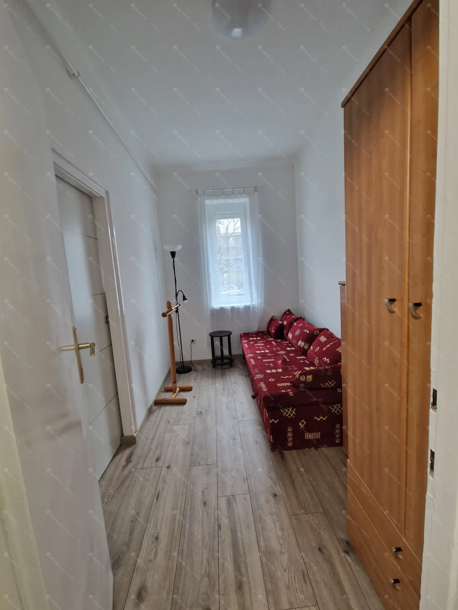 Kiadó albérlet 210000 Ft/hó áron: Budapest, XIV. kerület  Szervián utca. Mérete: 40 nm, 1 szobás | Alberlet.hu - 6598405