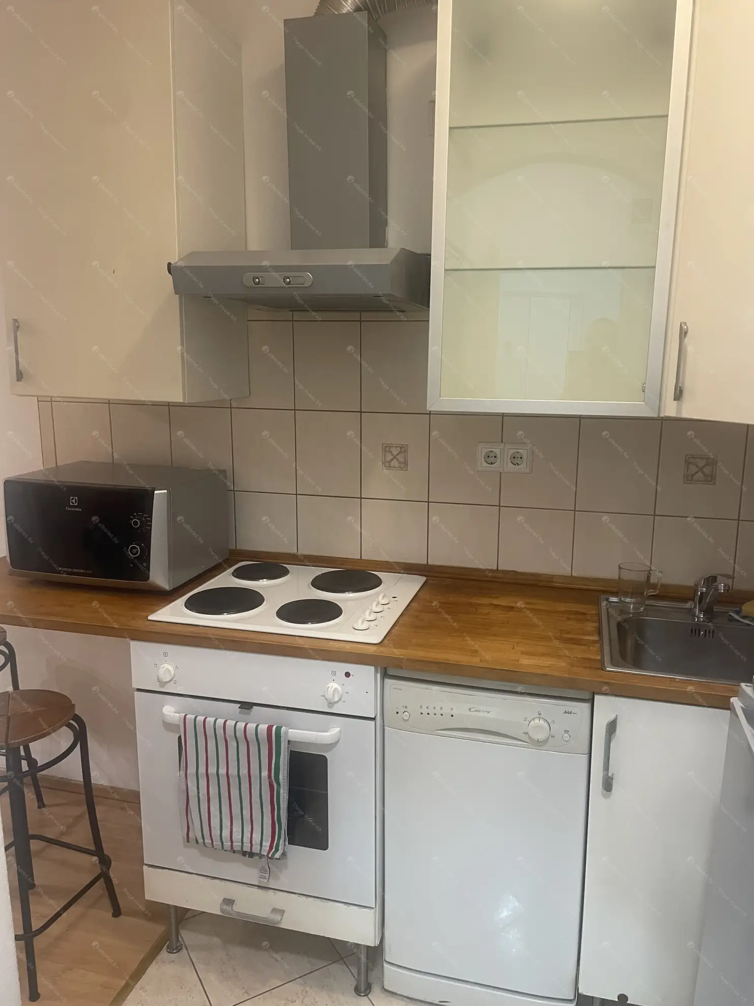 Kiadó albérlet 200000 Ft/hó áron: Budapest, XIV. kerület  Szőnyi út. Mérete: 34 nm, 2 szobás | Alberlet.hu - 6570270