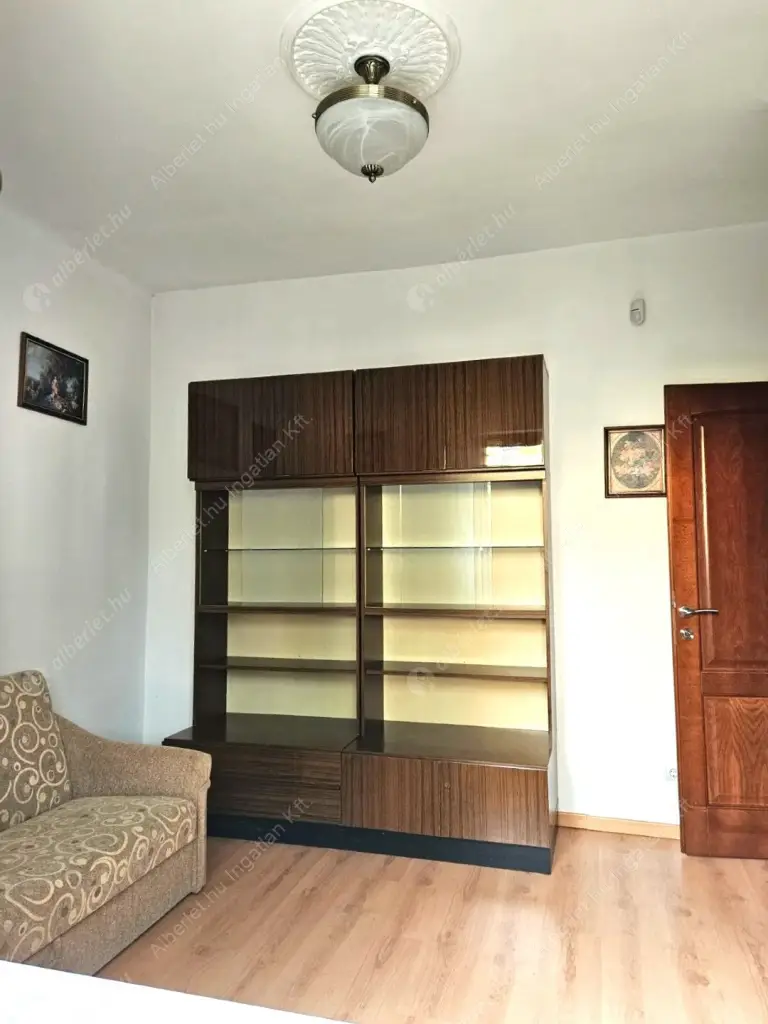 Kiadó albérlet 500000 Ft/hó áron: Budapest, XIV. kerület  Szugló utca. Mérete: 103 nm, 4 szobás | Alberlet.hu - 6614329